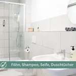 Apartamento Tropical - Fuer Freunde & Familien, Stadtnah, Parkplatz, E-ladestation, Gitterbox Fuer Fahrraeder, Fitnessstudio, Digitale Gaestemappe Mit Restaurant- Und Unternehmenstipps *