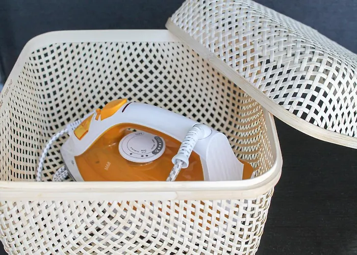 Apartment Tropical - Fuer Freunde & Familien, Stadtnah, Parkplatz, E-ladestation, Gitterbox Fuer Fahrraeder, Fitnessstudio, Digitale Gaestemappe Mit Restaurant- Und Unternehmenstipps Koblenz (Rhineland-Palatinate)