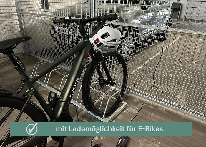 Tropical - Fuer Freunde & Familien, Stadtnah, Parkplatz, E-ladestation, Gitterbox Fuer Fahrraeder, Fitnessstudio, Digitale Gaestemappe Mit Restaurant- Und Unternehmenstipps